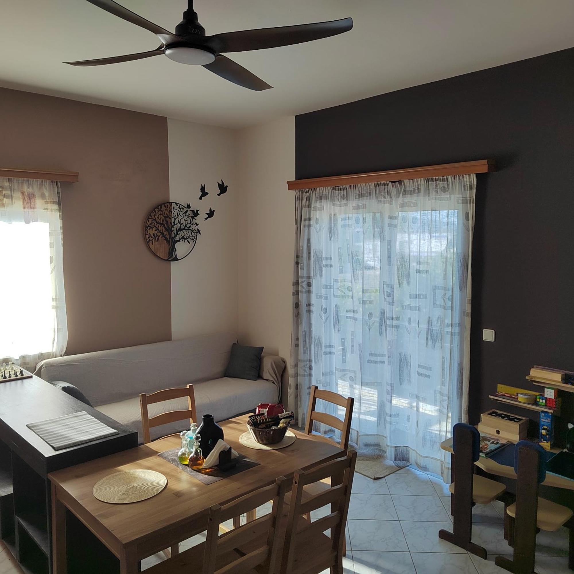 Manos Apartments 科林瓦里奥 外观 照片